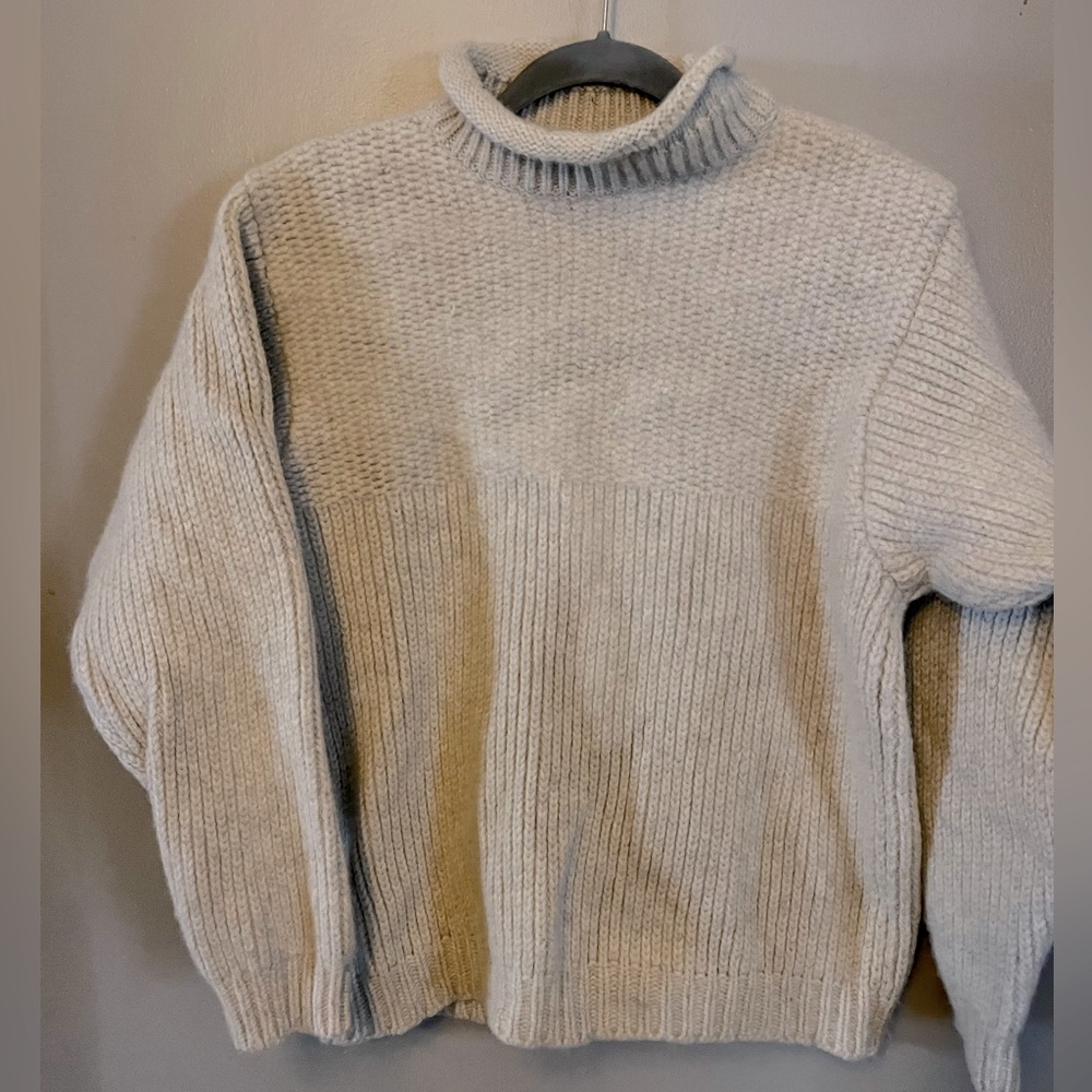 Vintage Columbia Cream/Gray Ribbed Knit Sweater